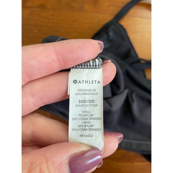 Athleta Twist Up Tankini Top Quick Dry Swimwear Lined Stretch Black Sz 32D - Picture 7 of 9